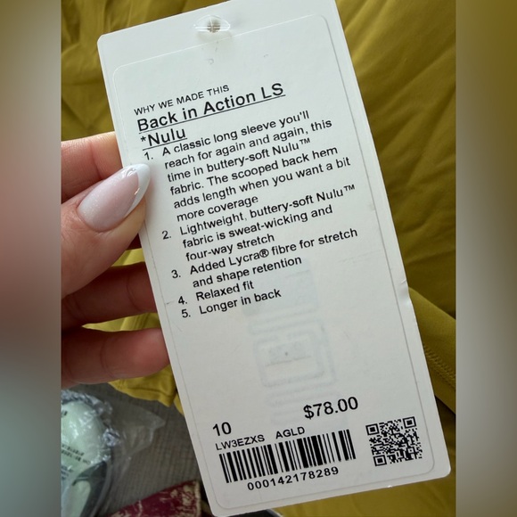 Lululemon Athletica back in action  Nulu Long Sleeve Top 10 NEW - Picture 7 of 11